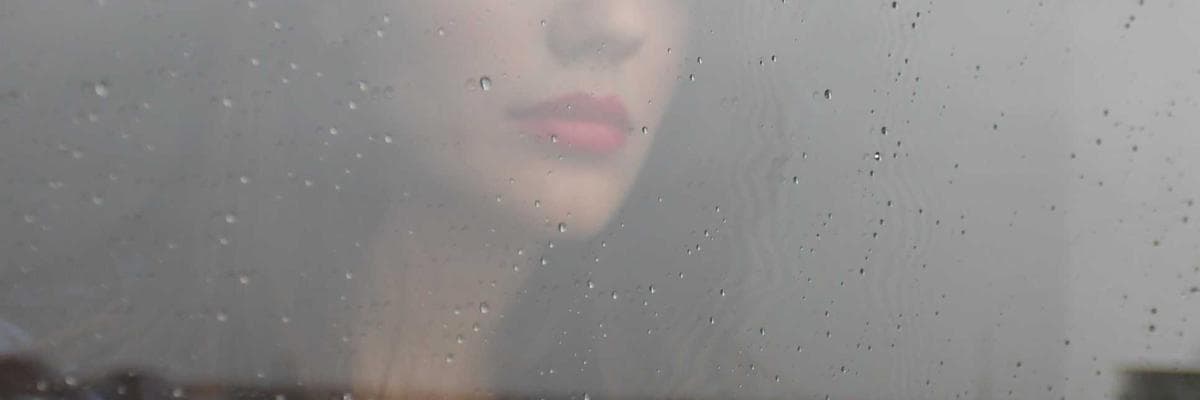 Geometric Islamic pattern in calming blue tones.